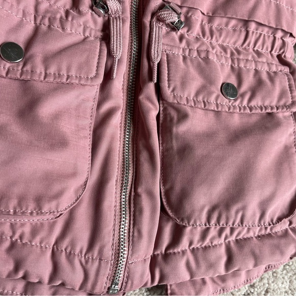 H&M - Picture 2 of 13